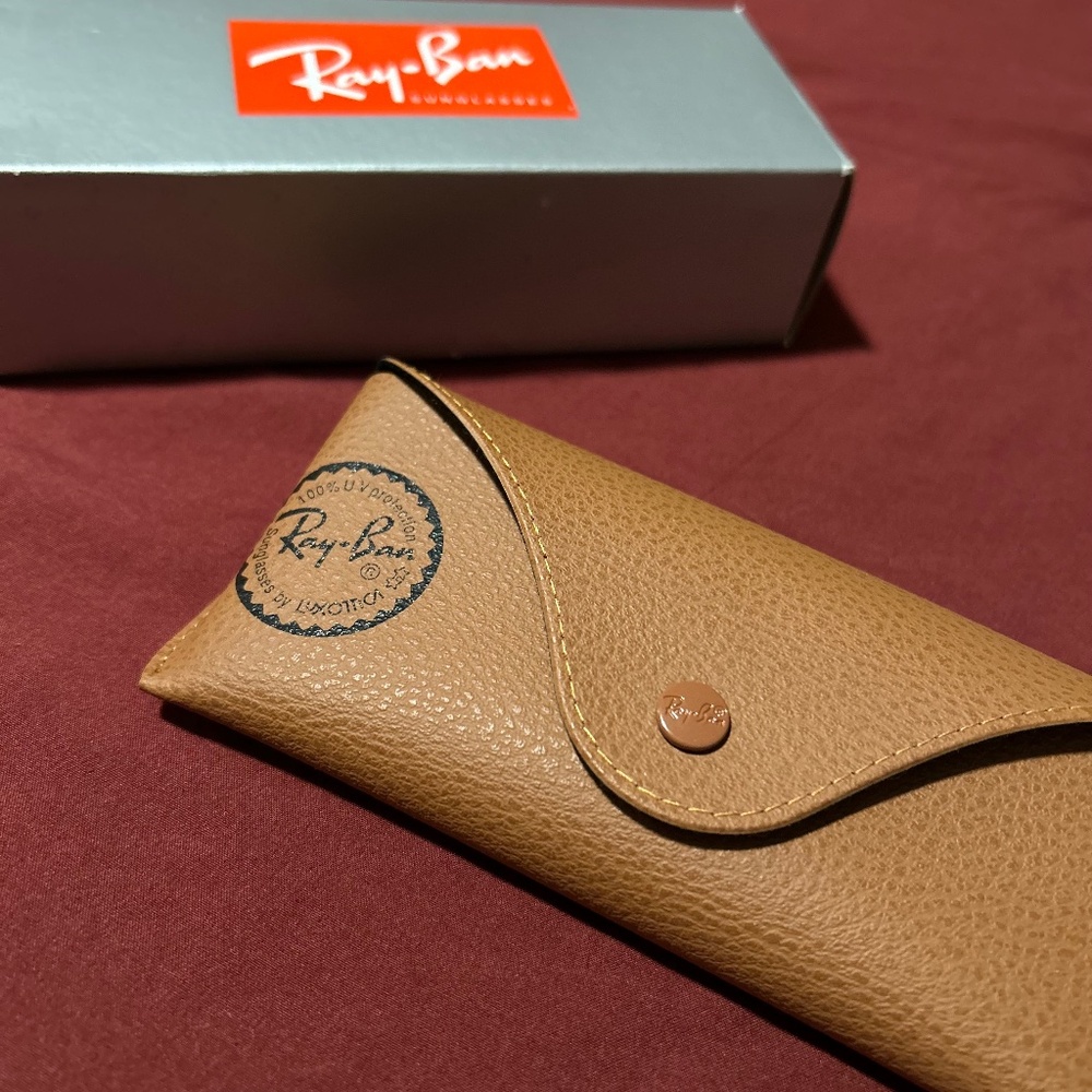 Ray Ban Case
